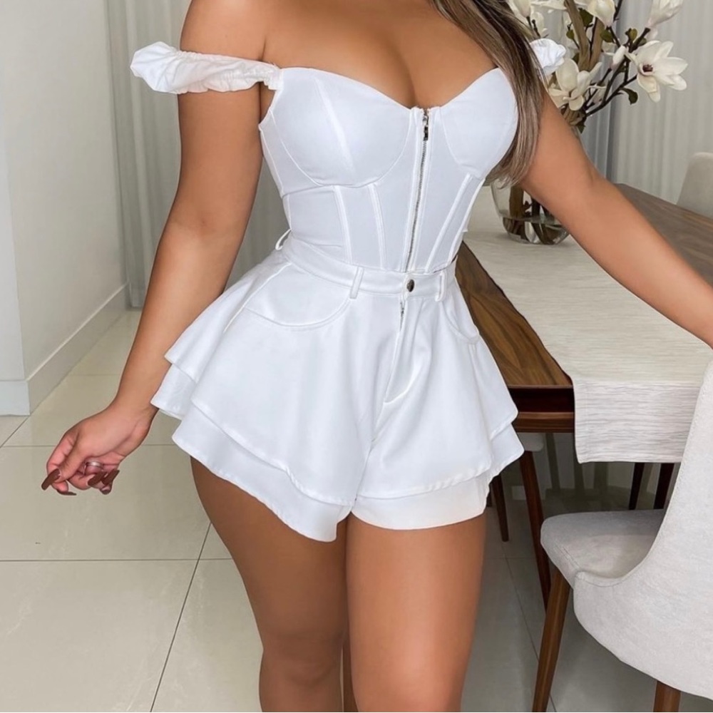Two piece brunch outfit